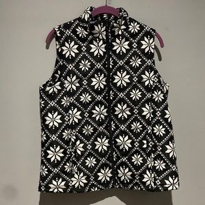 Basic Editions Lighweight Vest. Size Medium